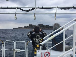 6D52AD79-8B4E-4368-8F51-CAF1D164F387