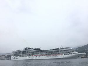 550D3660-5FCF-46EC-8C26-F8596BAC3942