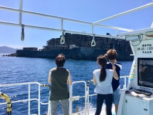 75638C78-DC15-4285-988F-531F55B8D3EF