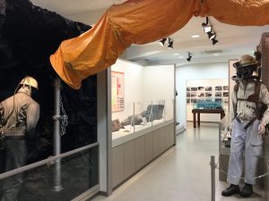 2D7A845A-F665-43E7-904C-A0CABB0C3B0E