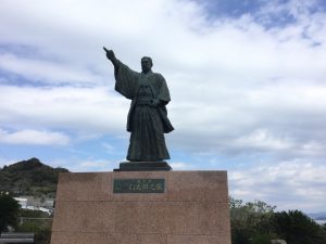 F9868C0B-1A97-41C7-8CB8-725B6FF7F0F3