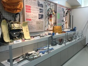 09E36435-5D24-4626-BD77-4947EE44D774